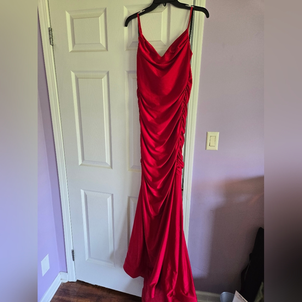 Elegant Red Prom Dress